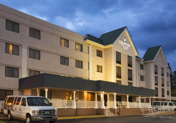 Country Inn & Suites