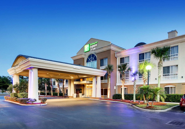Holiday Inn Express & Suites Jacksonville